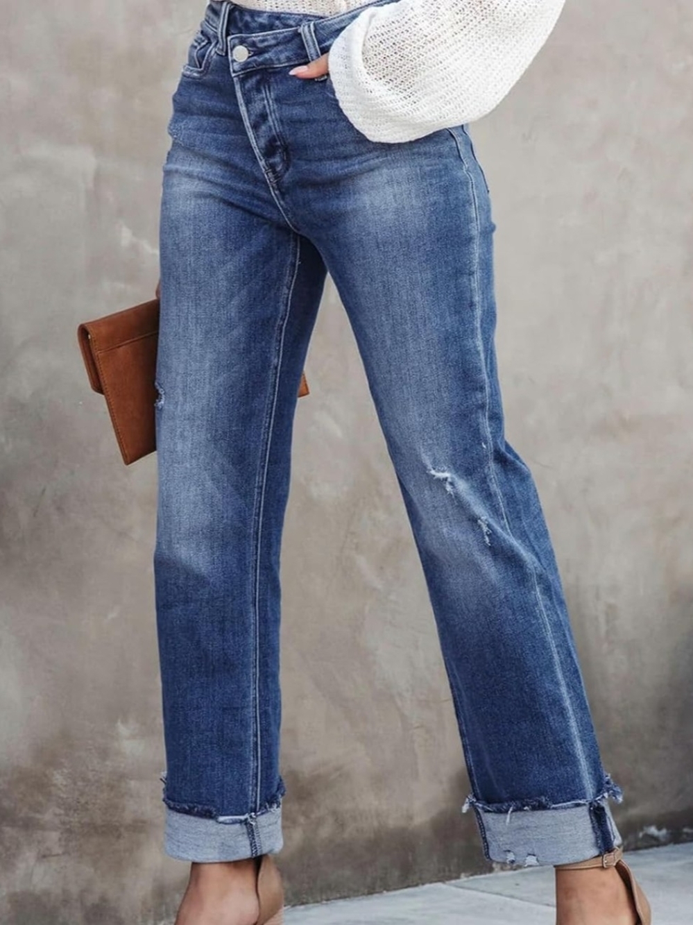 High-Rise Straight Jeans in Distressed Blue